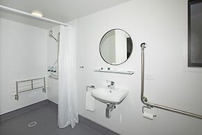 The Com Plex Motel