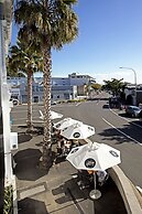 The Com Plex Motel