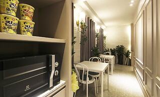 Frenchcode Hotel