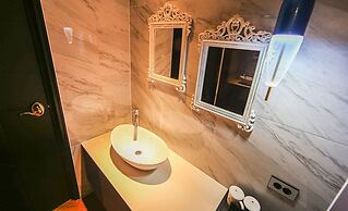 Frenchcode Hotel