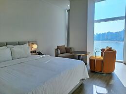 Ocean the point Hotel