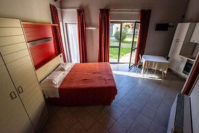 Room in Guest Room - Bright and Spacious Double-room