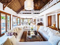 Villa Voyage