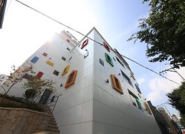 Almond Kids Hotel