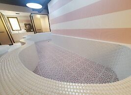 Almond Kids Hotel