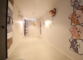 Almond Kids Hotel