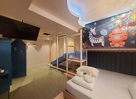 Almond Kids Hotel