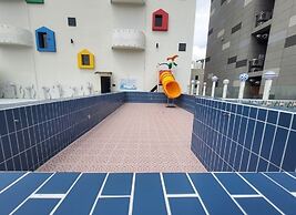 Almond Kids Hotel