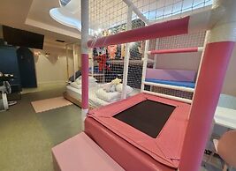 Almond Kids Hotel