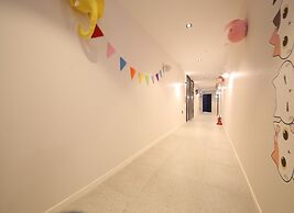 Almond Kids Hotel