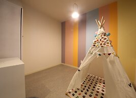 Almond Kids Hotel