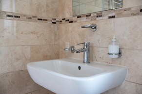 4br-7guests-freeparking-garden-wifi