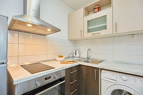Apartment D&L