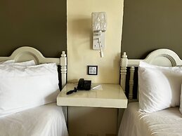 Hotel Los Robles