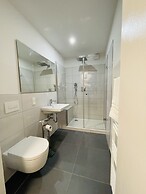 IQ Hotel