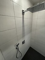 IQ Hotel