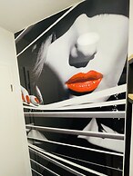 IQ Hotel