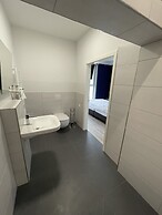 IQ Hotel
