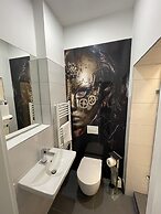 IQ Hotel