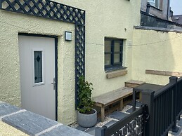 Weaver's Cottage