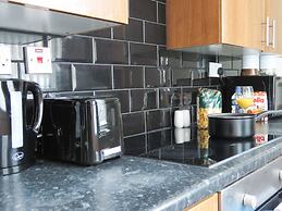 Tudors eSuites Three Bedroom House