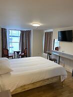 The Grand Harbour Hotel