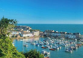 The Grand Harbour Hotel