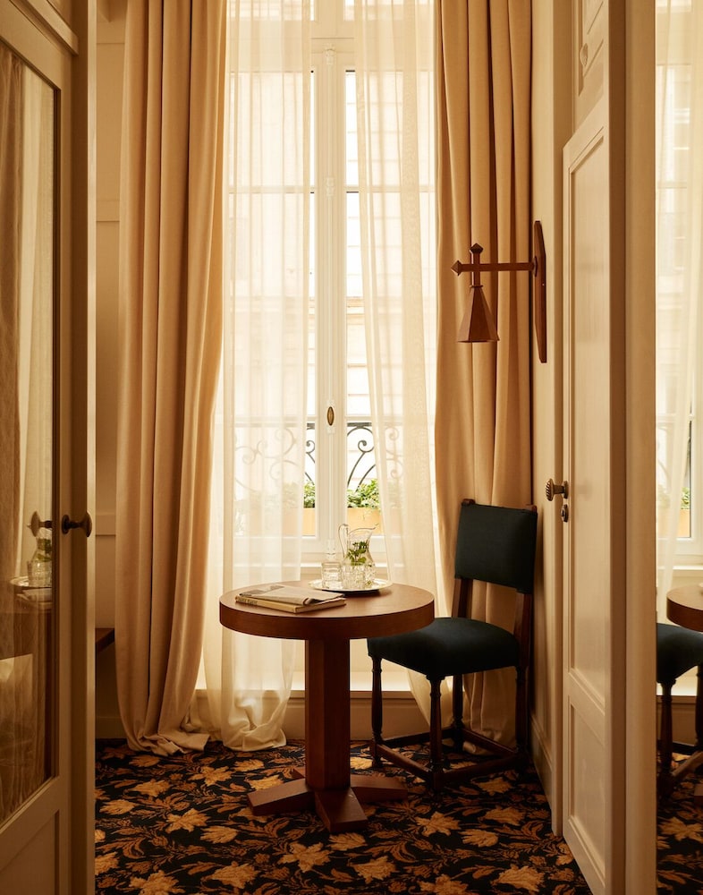 Hôtel Château Voltaire