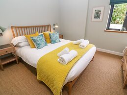 Postcard Lodge