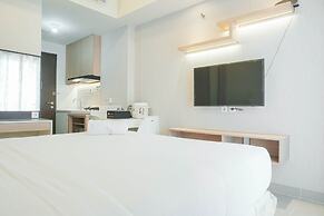 Cozy Living Studio Mustika Golf Apartment