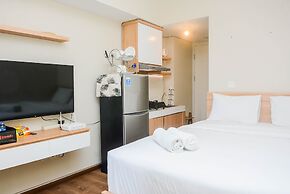 Relaxing Studio at Springlake Summarecon Bekasi Apartment