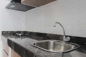Strategic and Comfy Studio Casa De Parco Apartment