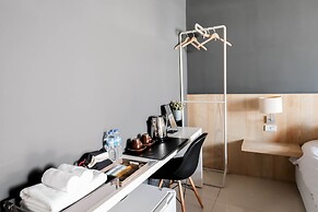 Huzi Room