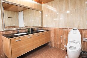 Huzi Room