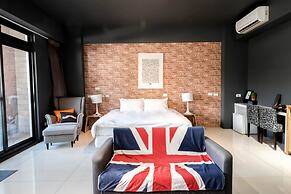 Huzi Room