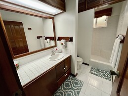 Belizean Reef Suites