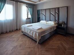 Talles Suit Hotel