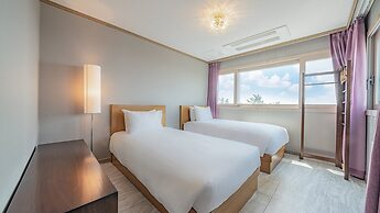 J View Hotel