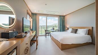 J View Hotel