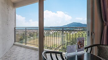 J View Hotel