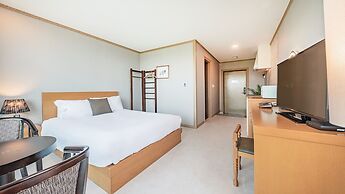 J View Hotel