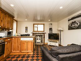 2 Burnside Place