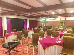Treebo Primeland Suites, Mailasandra