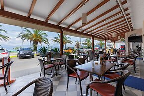 Aphrodite Beachfront Hotel