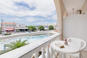 Aphrodite Beachfront Hotel