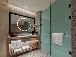 Hilton Shigatse