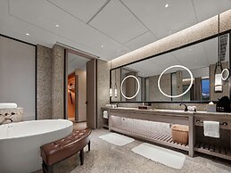 Hilton Shigatse