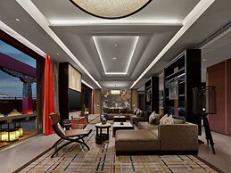 Hilton Shigatse