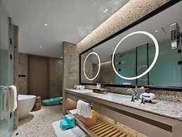 Hilton Shigatse