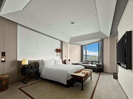 Hilton Shigatse